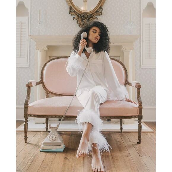 Bon Viviann x Daydreamer Cloud Feather Trim Satin Pajama Set – NWT, Medium - Picture 1 of 11